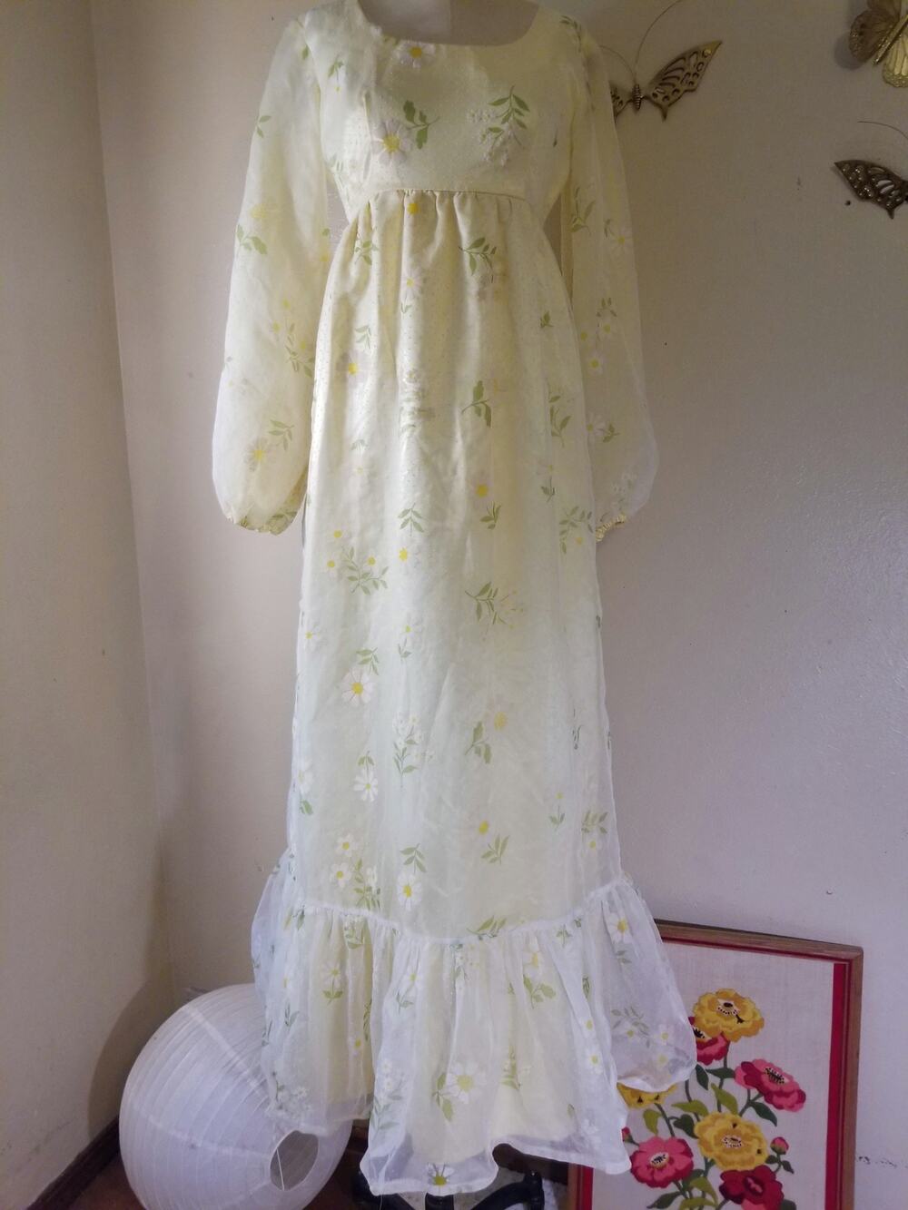Vintage 70s Yellow Daisy Maxi Dress